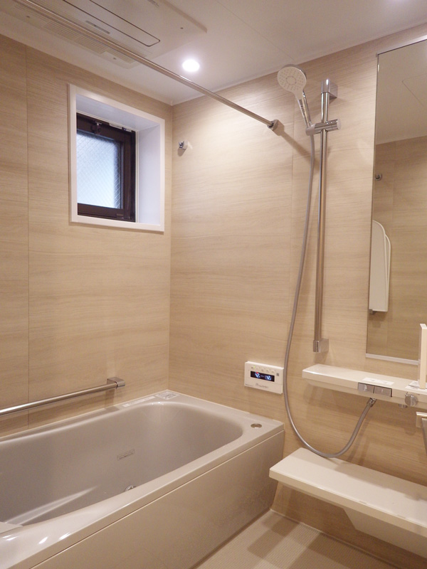 TOTO シンラで上質な浴室空間を TOTO シンラで上質な浴室空間を